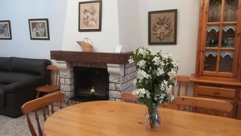 Casa Rural Las Canales Zapardiel de la Ribera Esterno foto