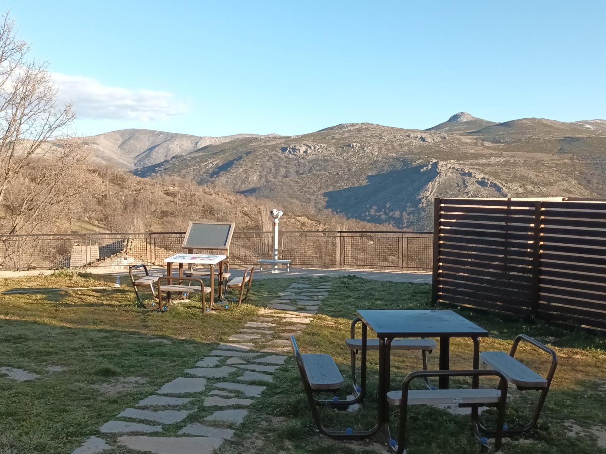 Casa Rural Las Canales Zapardiel de la Ribera Esterno foto